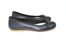 Load image into Gallery viewer, Italian Ballerina Shoes-Black- 7 US/ 37 EU
