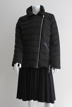 Load image into Gallery viewer, Karl Lagerfeld Black Jacket
